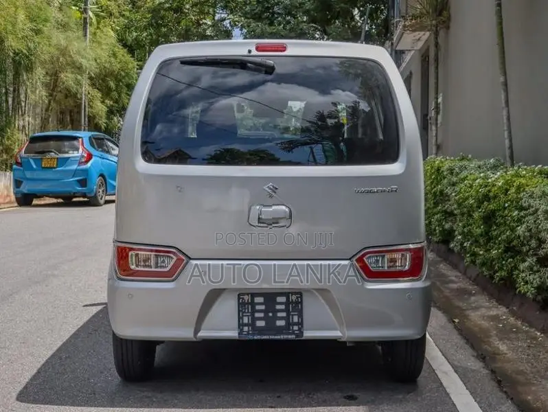 Suzuki Wagon R FX 2024