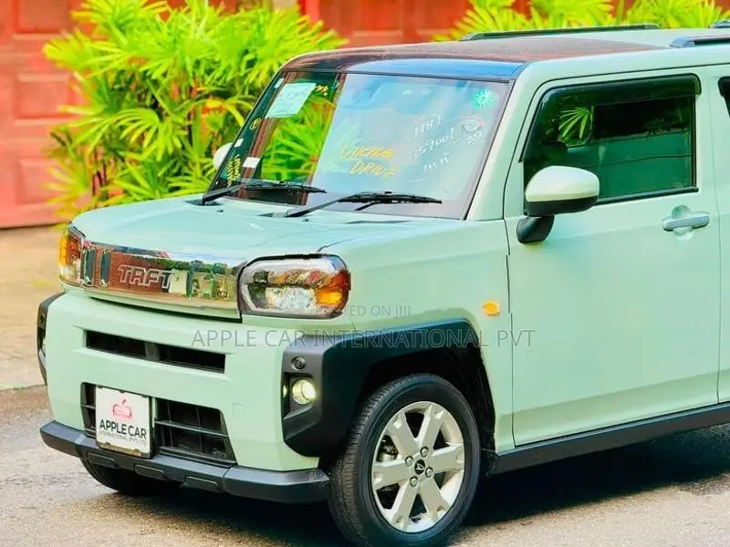 Daihatsu Taft G chrome Premium 2024