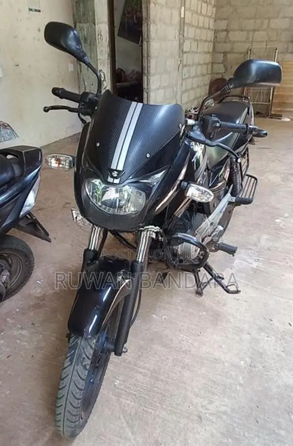 Bajaj Pulsar 150 2016