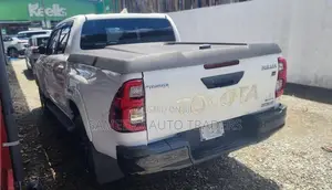 Toyota Hilux GR Sport 2023