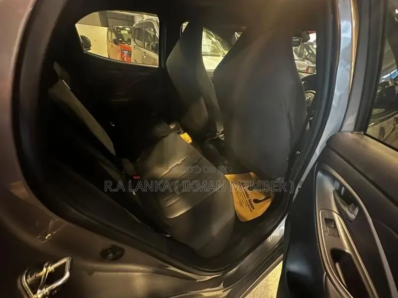Toyota Yaris X GRADE 2024