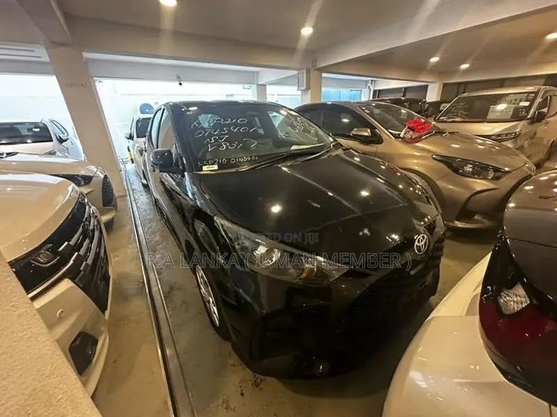 Toyota Yaris X GRADE 2025