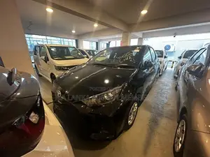 Toyota Yaris X GRADE 2025