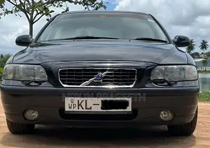 Volvo 2001