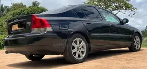 Volvo 2001
