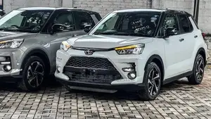 Toyota Raize Z HYBRID 4WAY BSM 2026