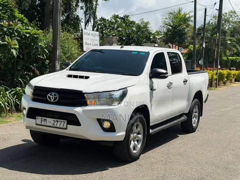 Toyota Hilux 2016