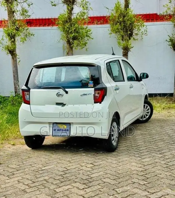 Daihatsu Mira E:S L Grade 2024