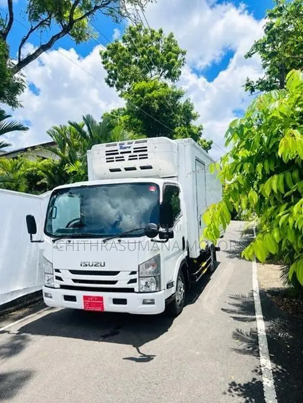 Isuzu Elf 14.5 −30°C Freezer 2021