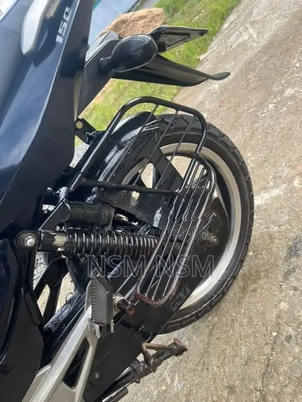Bajaj Pulsar 150 2011
