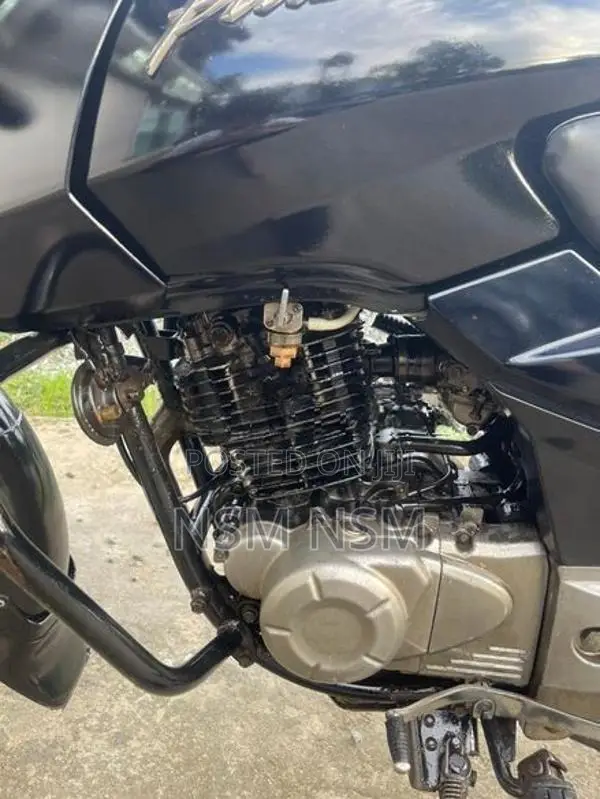 Bajaj Pulsar 150 2011