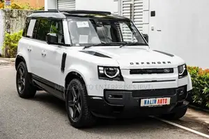 Land Rover Defender 7-SEATER P300 2025