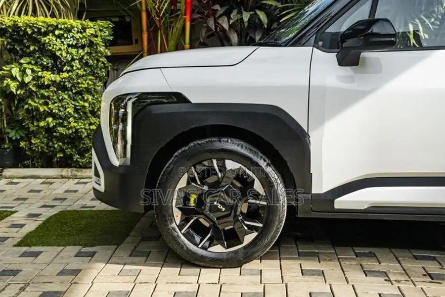 Kia Syros HTX+(O)Glacier White 2026