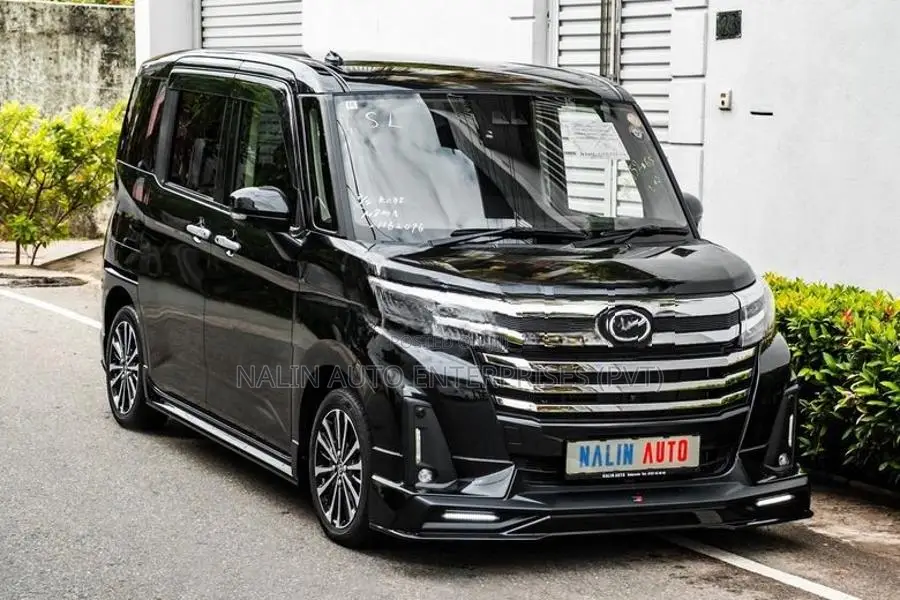 Toyota Roomy CUSTOM-GT GR-SPORT 2024