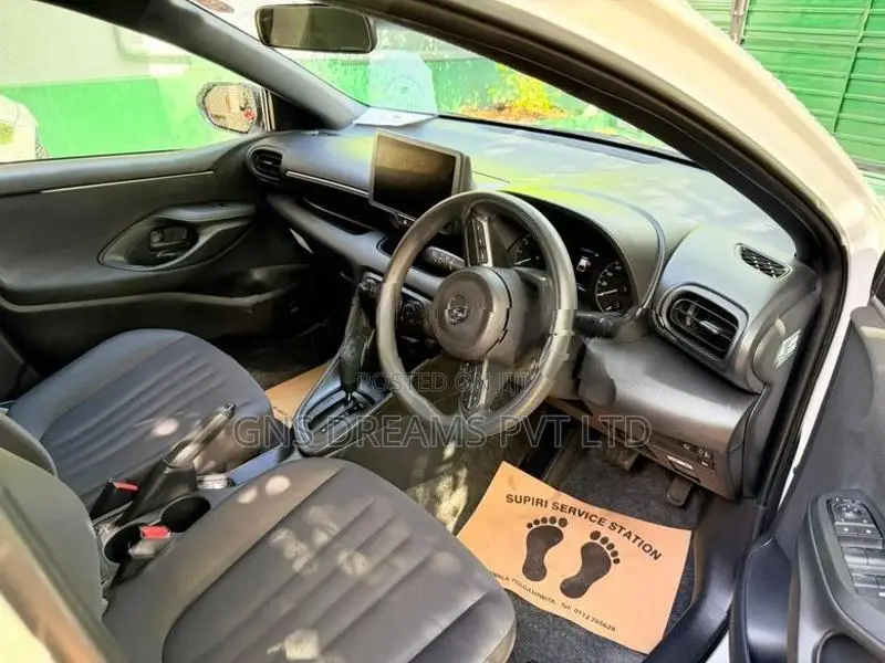 Toyota Yaris X Limited 2024