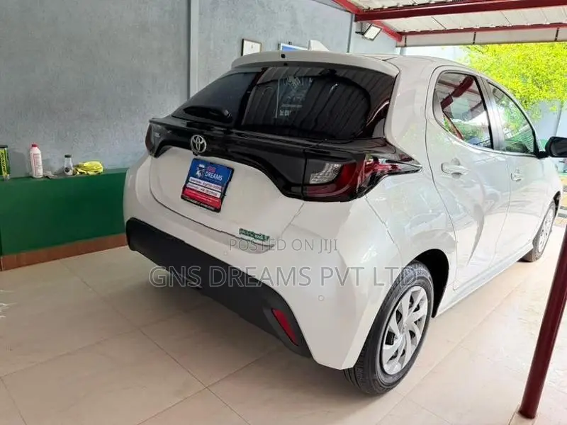 Toyota Yaris X Limited 2024
