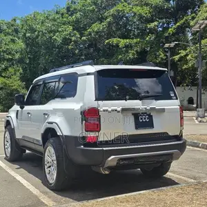 Toyota Land Cruiser Prado LC250 2025