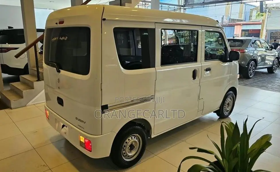 Suzuki Every PA Limited Auto} 2025