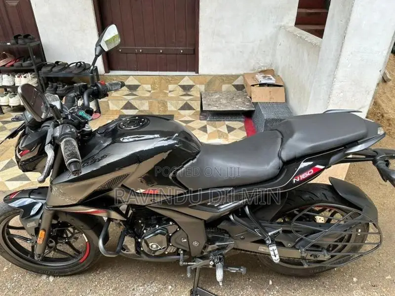 Bajaj Pulsar N160 2025