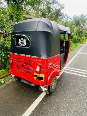 Bajaj RE Three Wheeler 2019