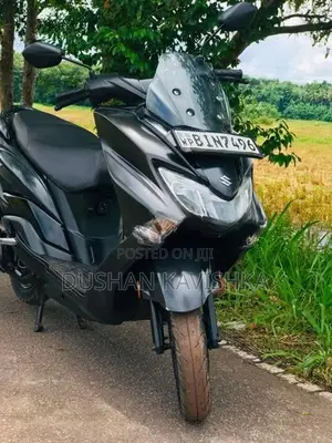 Suzuki Burgman 2020
