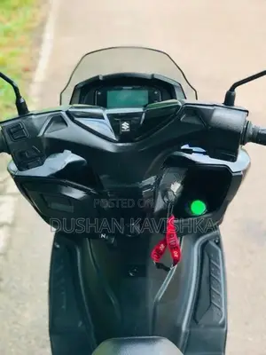 Suzuki Burgman 2020