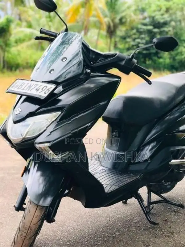 Suzuki Burgman 2020