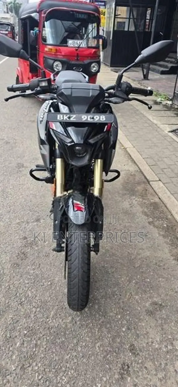 Bajaj Pulsar N160 2026