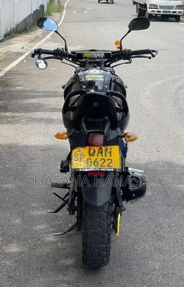 Yamaha FZ 2013