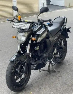 Yamaha FZ 2013
