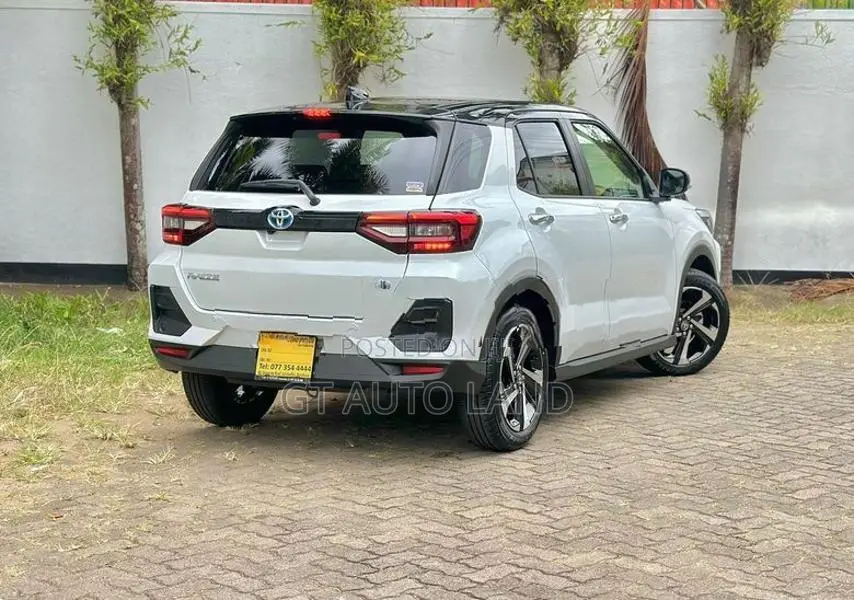 Toyota Raize Z Hybrid BSM 4 Way 2026