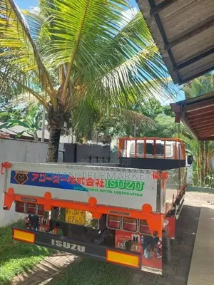 Isuzu NPR71H 4HG1 2001