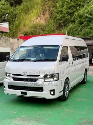 Toyota GDH 223 KDH High Roof 2026
