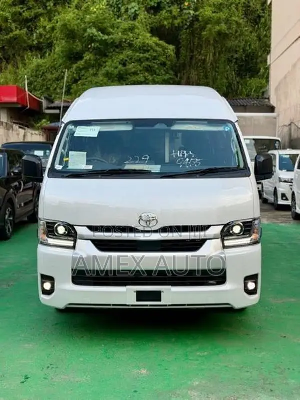 Toyota GDH 223 KDH High Roof 2026