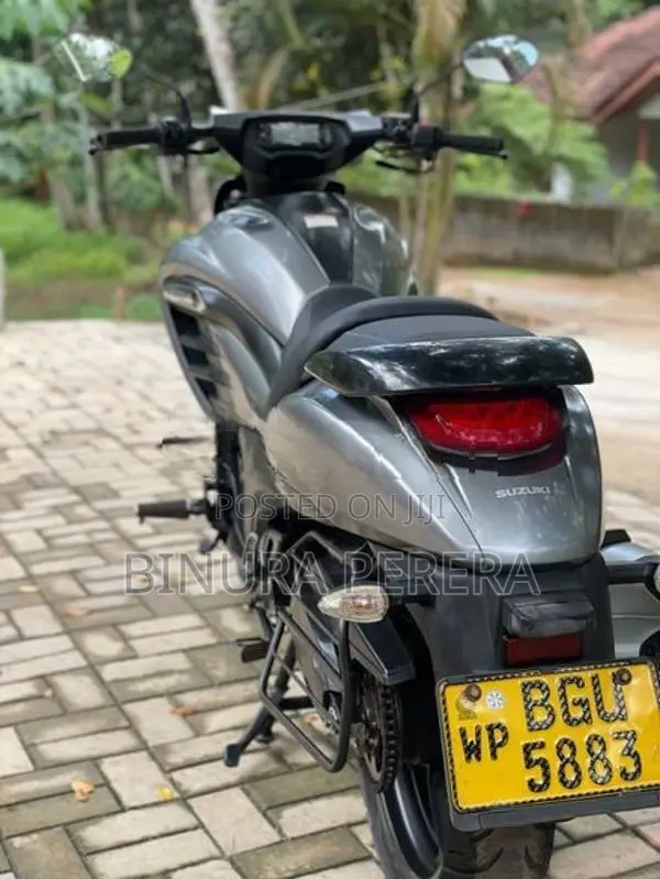 Suzuki Intruder ABS 2019