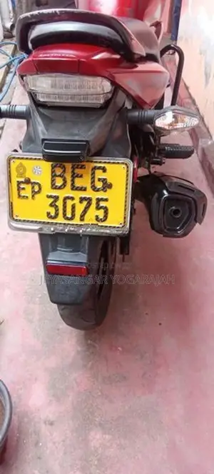 Honda CB Trigger 2016