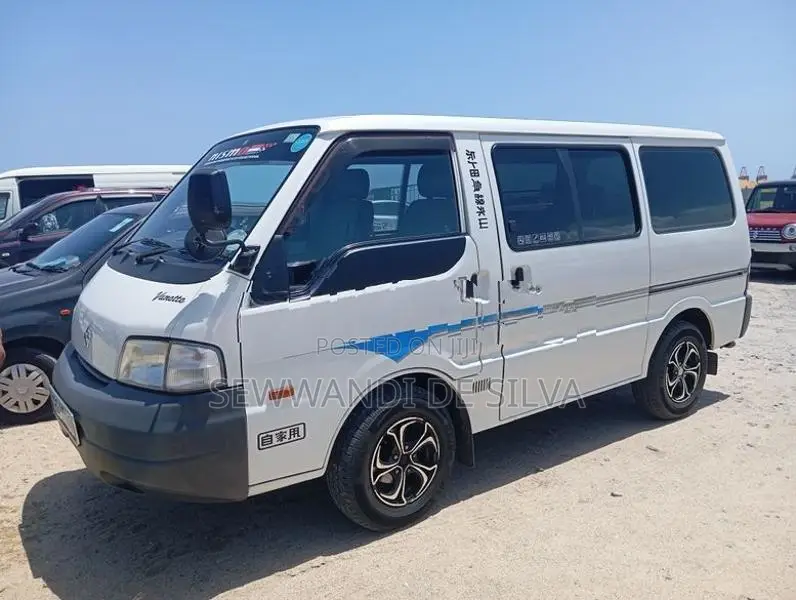 Nissan Vanette 2006