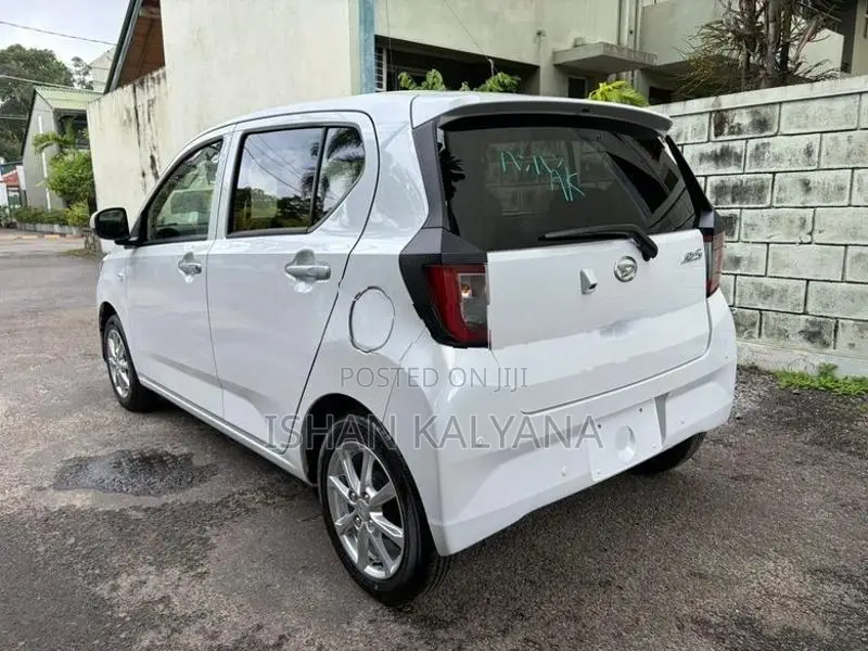 Daihatsu Mira G Grade 2025