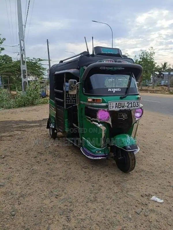Bajaj RE 2020