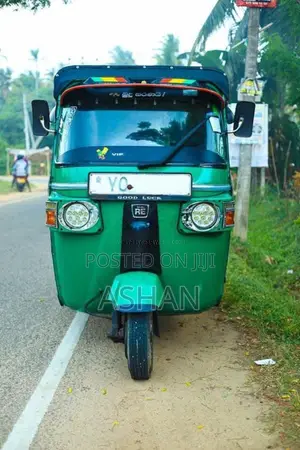 Bajaj RE 205 2011 Three Wheel (Used)