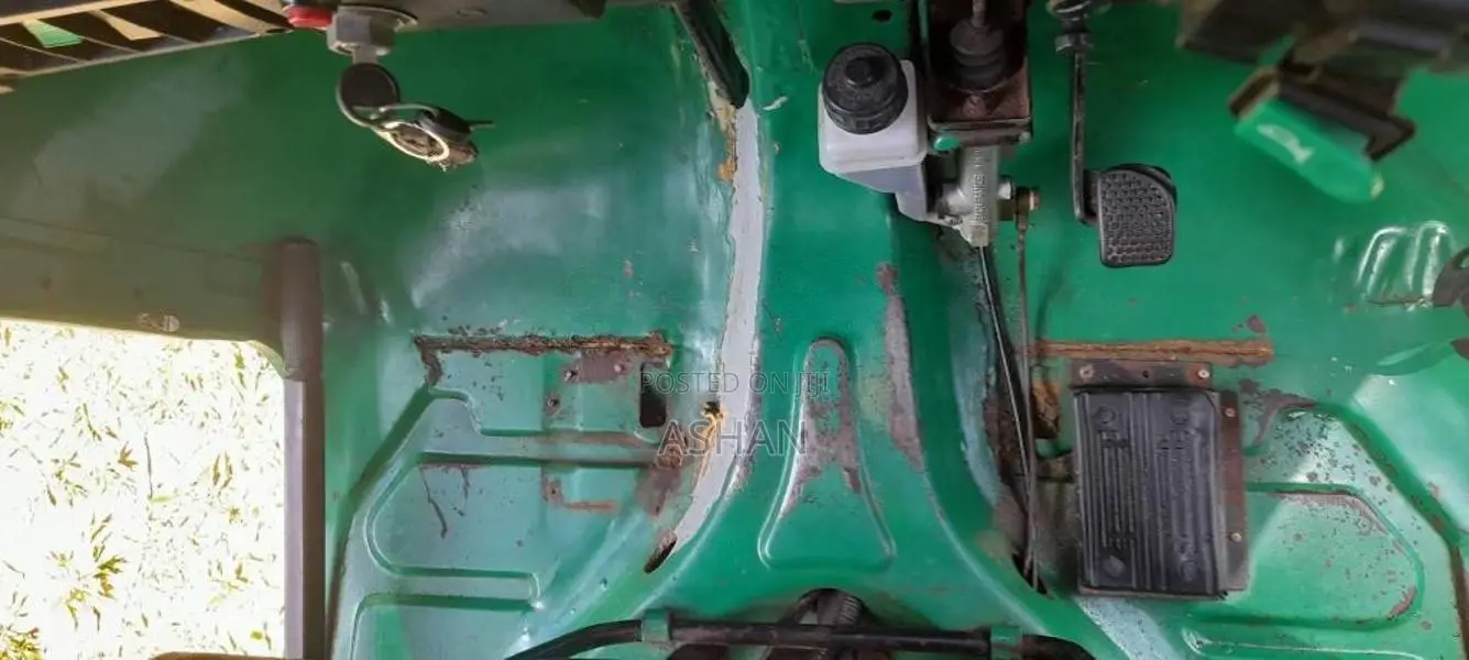 Bajaj RE 205 2011 Three Wheel (Used)