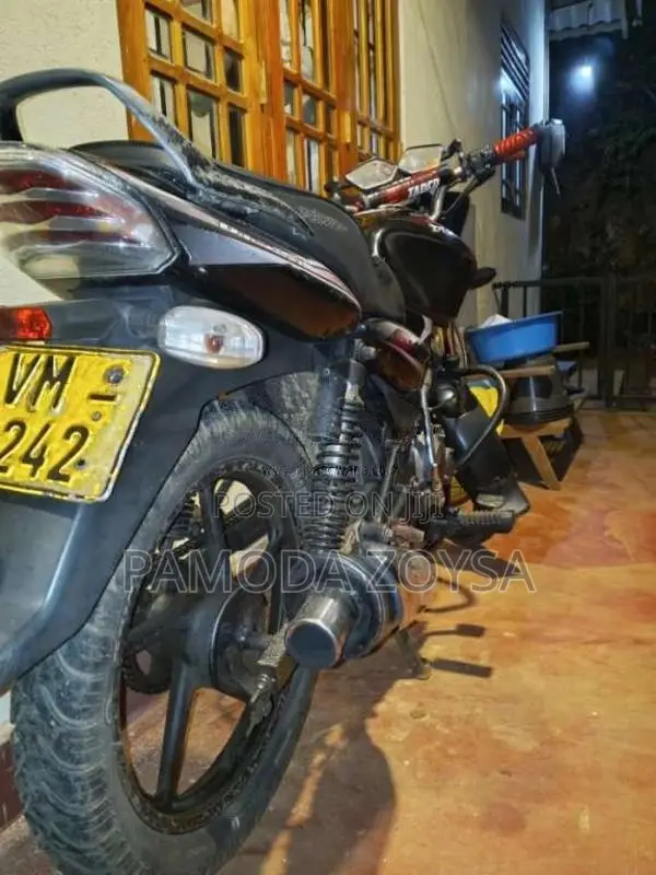 Bajaj Discover 2010 Motorbike (Used)