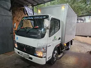 Mitsubishi CANTER 4D33 2009 Lorry (Used)
