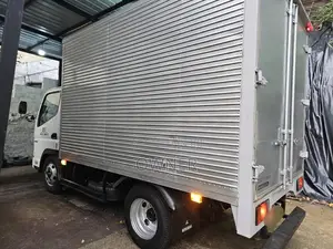 Mitsubishi CANTER 4D33 2009 Lorry (Used)