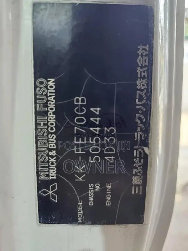 Mitsubishi CANTER 4D33 2009 Lorry (Used)