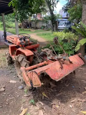 Kubota Tractor 1997 Tractor (Used)