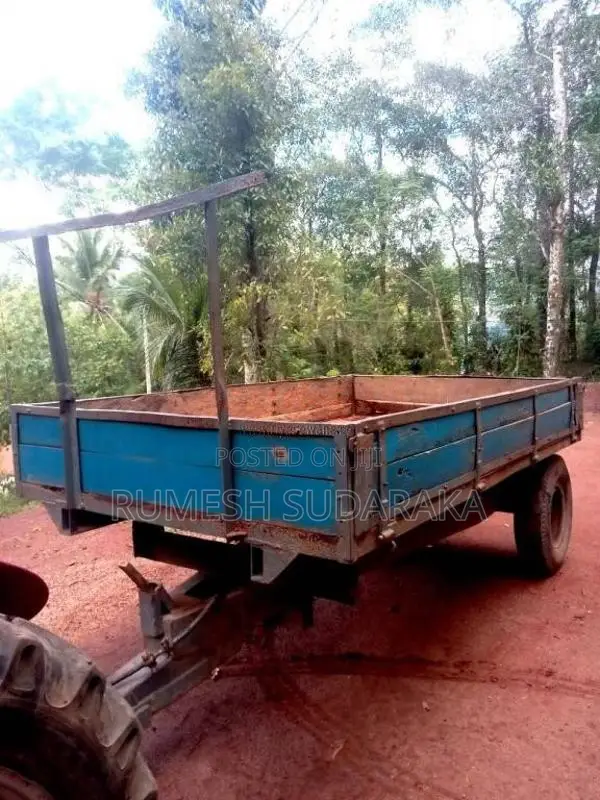 Massey-Ferguson 135 DL 1980 Tractor (Used)