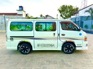 Nissan Caravan E25 2006 Van Brand New