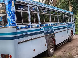 Ashok-Leyland Viking 2010 Bus (Used)