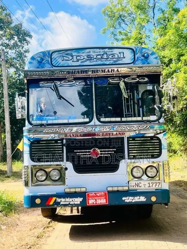 Ashok-Leyland Viking 2015 Bus (Used)